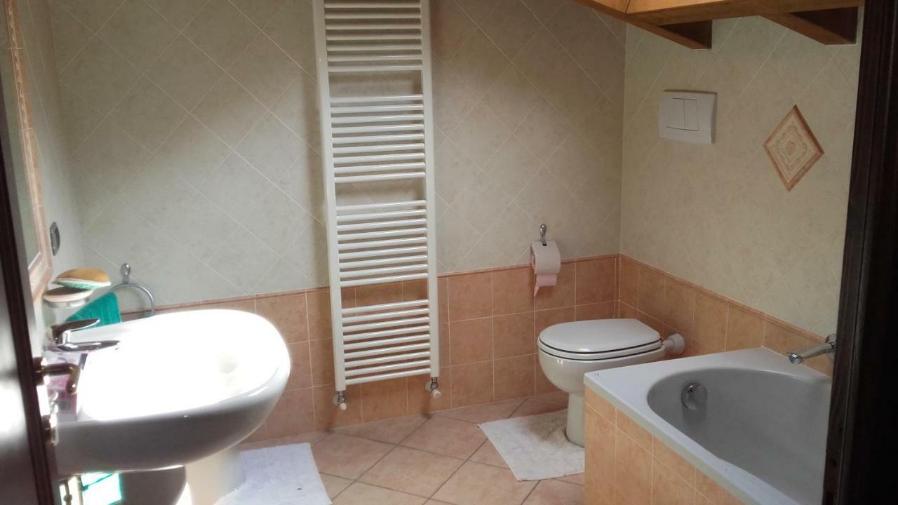 Cascina Cologna Bed & Breakfast Galbiate Exterior foto